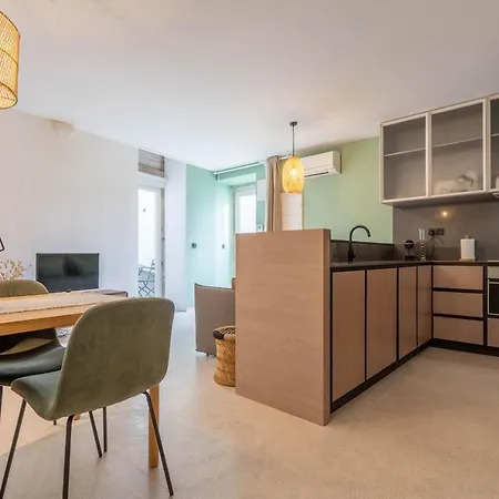 The Priest's By Lovelystay * Porto