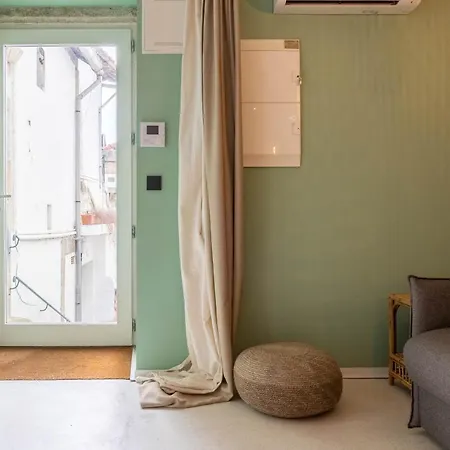 The Priest's By Lovelystay Apartment Porto