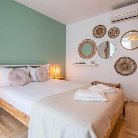 The Priest's By Lovelystay Apartment Porto