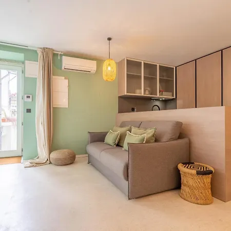 Apartment The Priest's By Lovelystay Porto