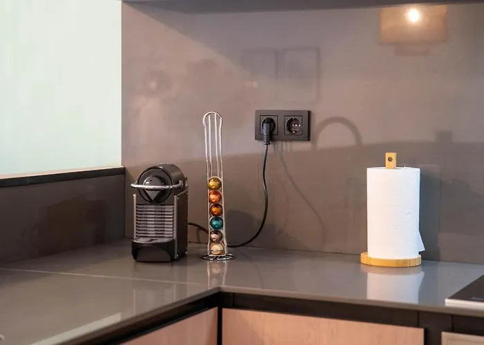 The Priest's By Lovelystay Apartman *