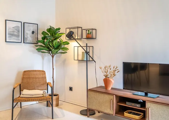 The Priest's By Lovelystay Porto