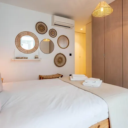 The Priest's By Lovelystay Apartamento